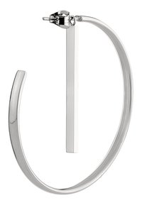 Boucles d'oreilles en argent en forme de hoop, présentant une forme lisse et arrondie avec une accentuation en barre droite. La finition est brillante et polie.