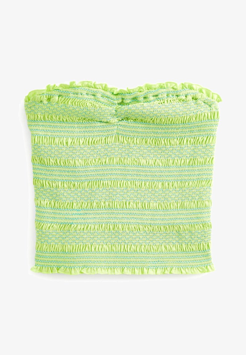 Haut tube smocké vert avec surface texturée, présentant des bords volantés et des rayures horizontales de fil bleu clair.