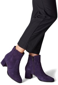 Tamaris COMFORT - Botine - purple suede