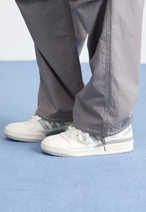 Sneakers laag - white