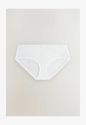 Fehér pamut alsó, sima textúrával, minimalista dizájnnal és rugalmas derékkal a kényelem és illeszkedés érdekében.
