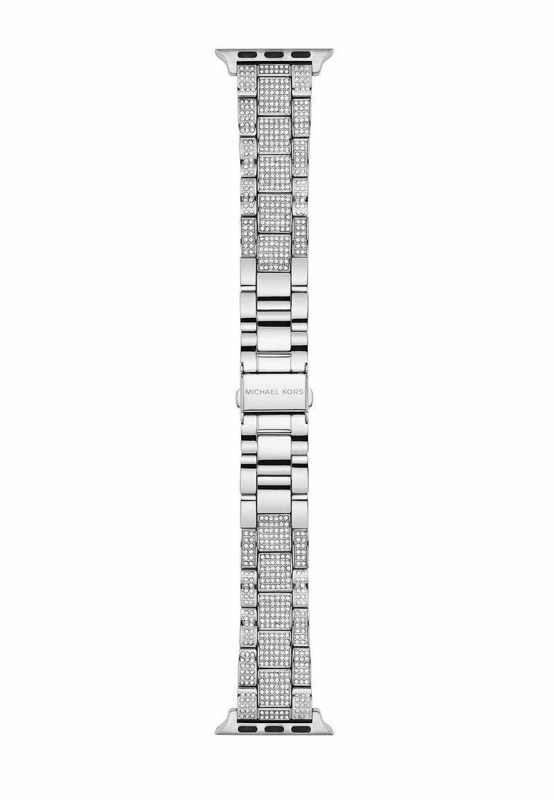 Pulsera de reloj de metal plateado con eslabones rectangulares, adornada con cristales transparentes, que presenta un cierre grabado con "Michael Kors".