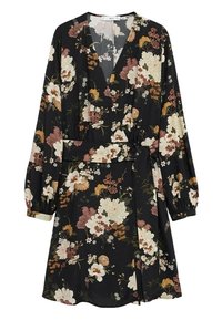 Vestido negro floral con mangas largas, escote en V y cintura ceñida con cinturón. Presenta una variedad de flores coloridas y un diseño relajado y fluido.