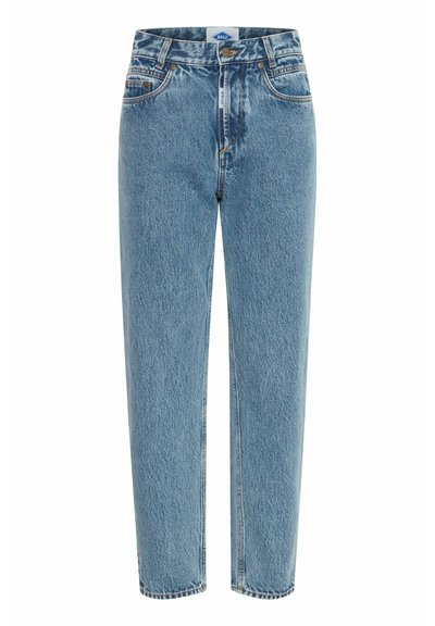 Lyseblå denimjeans med høy midje, smal ben, fem lommer og oransje søm. Standard glidelås og knappelukking.