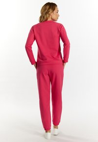 Miracle. mama and woman. GOLDEN QUEEN MONIKA - Bluza