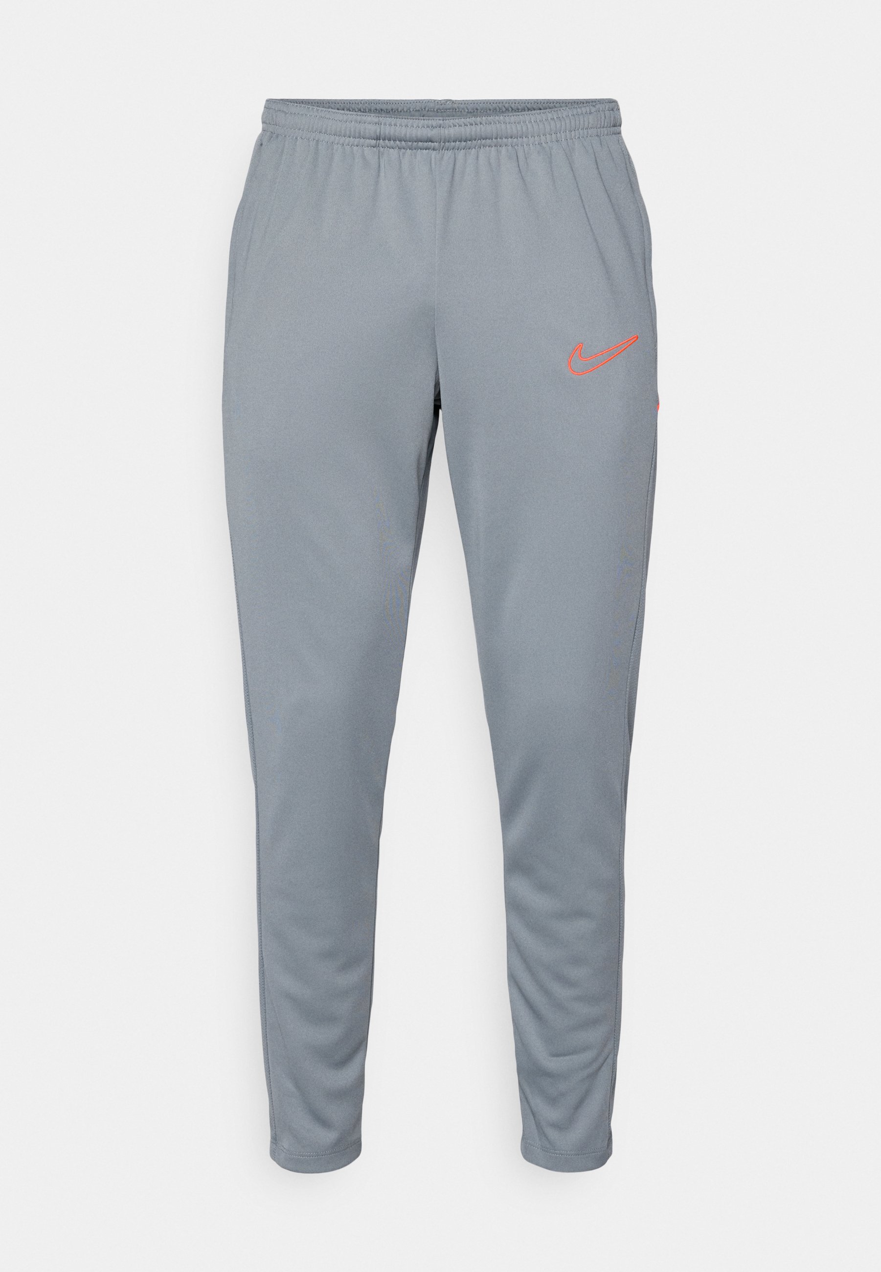 pantalon nike estrecho