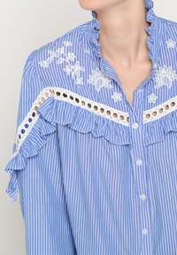 LolaLiza WITH EMBROIDERY - Button-down blouse - blue faience