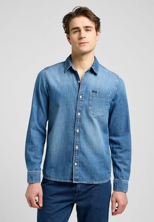 LEESURE  - Skjorta - mid blue denim