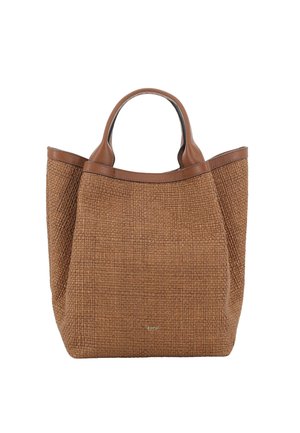 Sac fourre-tout en tissu marron tissé avec poignées et bordure en cuir, arborant un petit logo de marque métallique au centre inférieur avant.