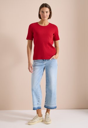 Cecil, Camiseta básica - tamarillo red