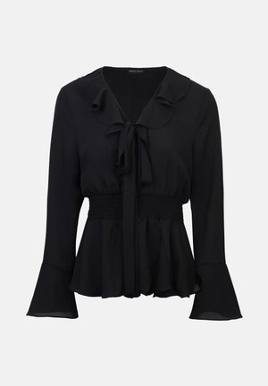 Μαύρη μπλούζα με μακριά μανίκια, γιακά με βολάν, εφαρμοστή μέση με σφηκοφωλιά και φαρδιές μανσέτες. Κατασκευασμένη από ελαφρύ ύφασμα με λεία υφή.