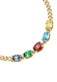 Collana in oro con cinque gemme ovali: zaffiro (blu), smeraldo (verde), rubino (rosso), topazio (giallo) e acquamarina (blu chiaro).