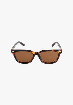 Rechteckige Sonnenbrille mit Schildpattfassung, braunen Gläsern und leicht gebogenen Bügeln, gezeigt vor weißem Hintergrund.