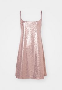 Robe sans manches à sequins couleur or rose avec fines bretelles et encolure droite, présentée sur un fond uni.