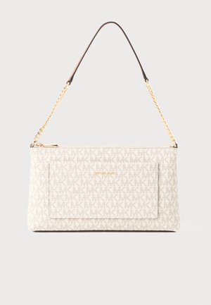 Borsa rettangolare beige con stampa all-over del logo MK in modo sottile, tasca frontale, tracolla in catena dorata e chiusura con zip nella parte superiore.