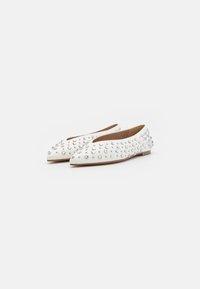 Steve Madden VENECIA - Balerini - white