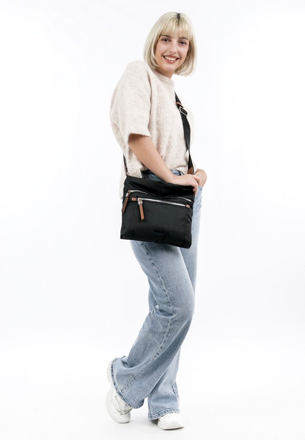 UMHÄNGE ESTHER - Umhängetasche