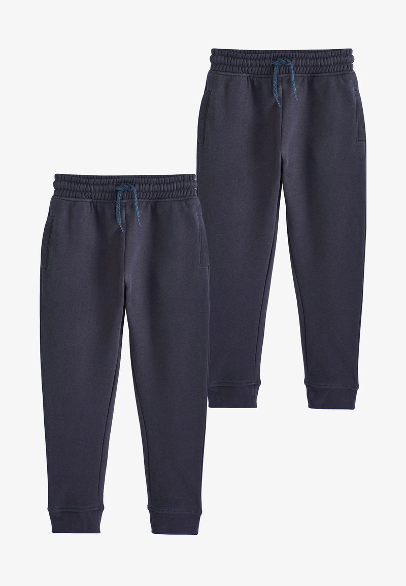 Pantaloni della tuta navy con vita elastica, cordino regolabile, tasche laterali e polsini a coste. Tessuto morbido e testurizzato. Mostrati due paia.