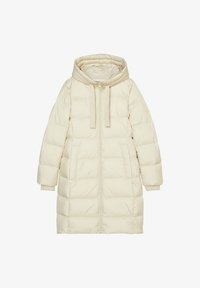 Unselected, stony sand