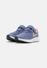 Nike Performance Zapatillas running asfalto - purple