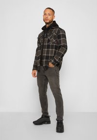 Denim Project Calças de ganga justas - mid grey washed