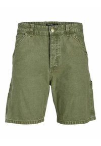 Pantalones cortos cargo verde oliva hechos de algodón texturizado, con bolsillos laterales, cremallera y cierre de botón en tono dorado.