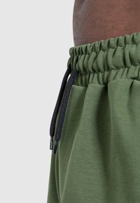 Smilodox NALE TRAINING SHORTS - Korte broeken - khaki