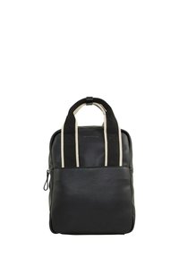 TOM TAILOR DENIM Rugzak 'Ida' in Bruin | ABOUT YOU