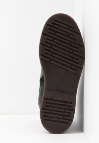 Mustang Bottines à lacets - schwarz
