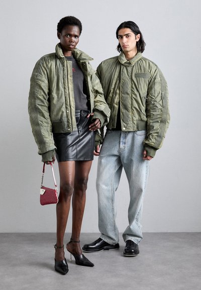 032c CLAY UTILITY JACKET UNISEX - Bomber bunda - washed olive drab