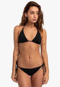 SOL SEARCHER  - Bikini top - black pebble