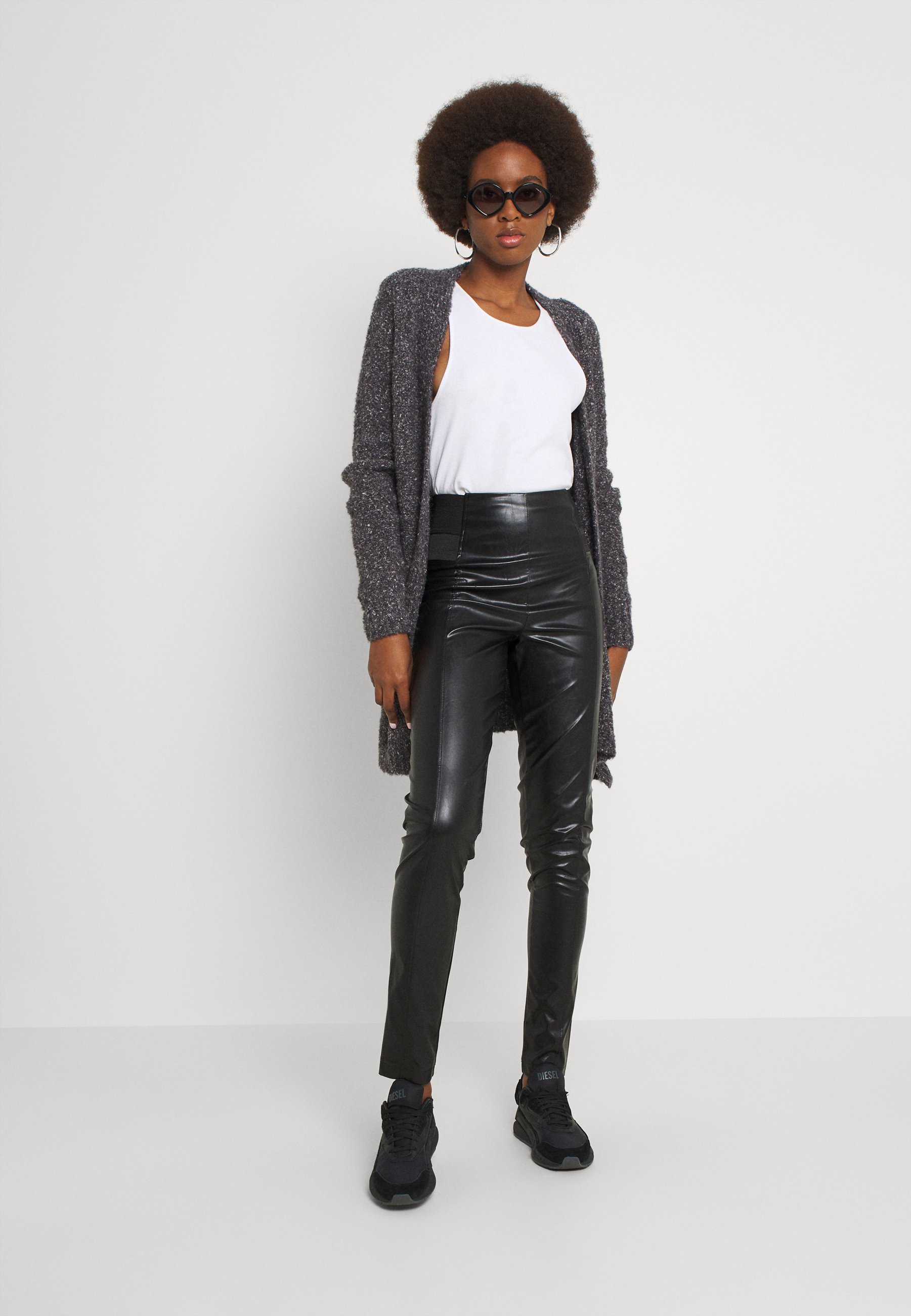 Glamorous Tall HIGH WAISTED FITTED TROUSERS - Broek - black/Zwart -  Zalando.nl