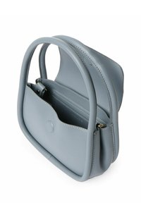 Grå læderhåndtaske med buede håndtag, en enkelt hovedcompartment og indvendige kortlomme. Glat tekstur med kontrasterende syninger.