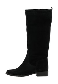 Stivaletto nero in suede alto fino al ginocchio, con punta rotonda, suola piatta e una sottile cucitura lungo il lato. Chiusura con zip sul retro.