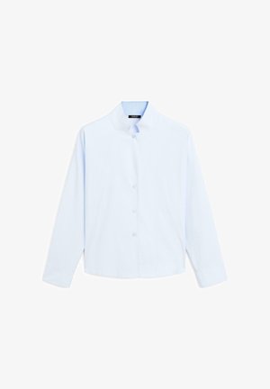 Himmelblaues Langarmhemd mit Stehkragen, Knopfverschluss vorne und glatter Baumwolltextur. Einfaches Design, keine Muster oder Akzente.