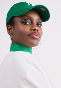 New Era 9TWENTY WOMENS - Caps - green