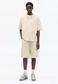 PULL&BEAR SHORT SLEEVE - T-shirts basic - sand