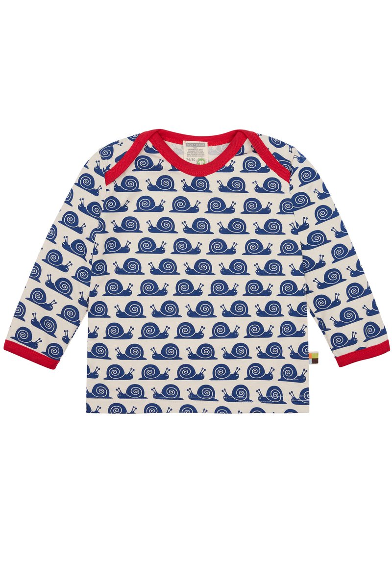 Langärmliges Hemd in Creme mit blauem Schneckenmuster. Verfügt über einen roten Kragen und Manschetten. Hergestellt aus weichem, atmungsaktivem Stoff.