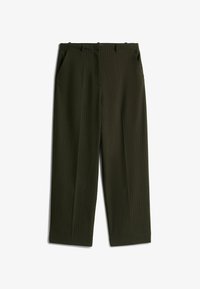 Unselected, camo green pinstripe