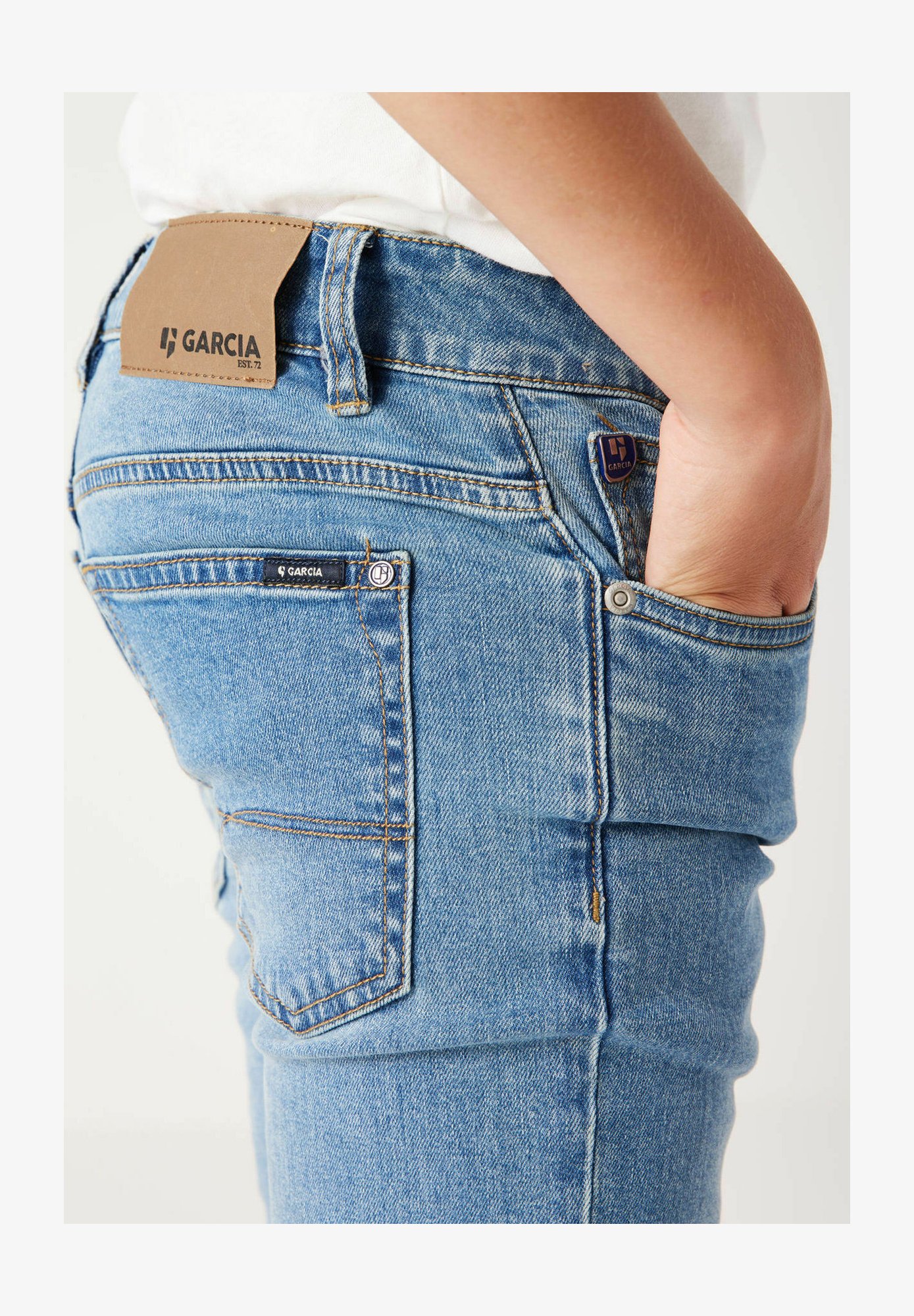 Garcia Jeans In Denim Per Bambine E Ragazze | Qualità Italiana, Marchio Con Storia Dal 1972, Durevoli E Di Alta Moda