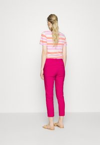 InWear ZELLA - Calças - pink love