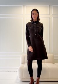 PULZ Robe chemise - espresso