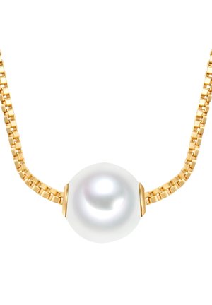 Collar de cadena de oro que presenta un gran colgante de perla blanca y redonda. La cadena tiene un diseño de eslabones cuadrados, lo que le da una apariencia texturizada.