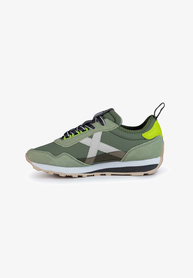 MUNICH UM SKY - Zapatillas de entrenamiento - verde
