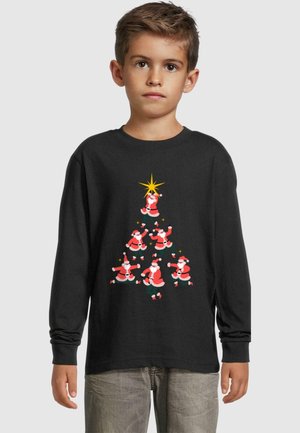 Schwarzes Langarmshirt mit einem Grafikdesign von Santa Claus-Figuren, die in einer Weihnachtsbaum-Formation angeordnet sind, mit einem gelben Stern an der Spitze.