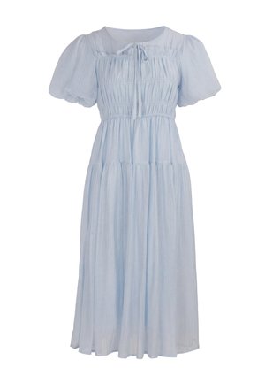 Vestito midi azzurro chiaro con maniche a sbuffo, corpetto arricciato, dettagli in vita e piccolo fiocco frontale sullo scollo.