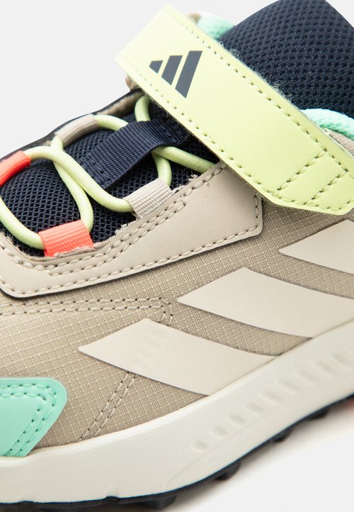 adidas ANYLANDER UNISEX - Zapatillas de senderismo - khaki three/white/legend ink — photo 3
