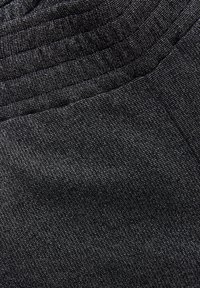 Indian Blue jeans Pantalon de survêtement - black