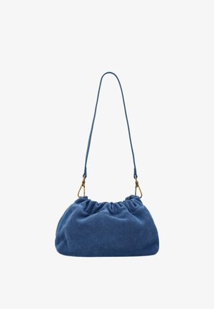 Blå ruskind skuldertaske med samlet top og aftagelig rem, med spænde i guldton.