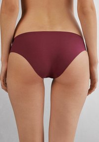 Intimissimi MIT OFFENEN KANTEN - Kalhotky - bordeaux j folk red